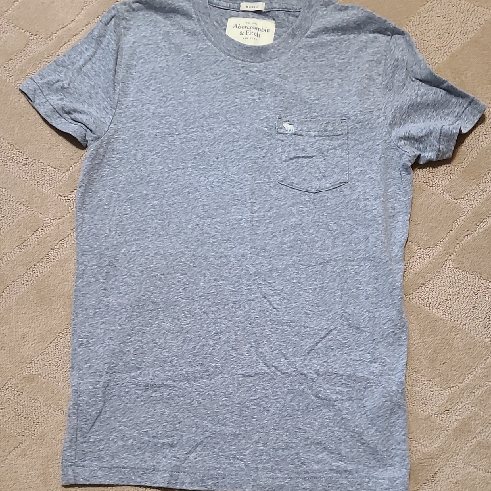 Abercrombie & Fitch Heathered Blue Men's Tee